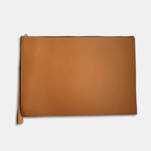 Pochette en cuir de veau — cognac